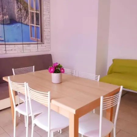 Apartment Cozy Escape In Close To The Sea